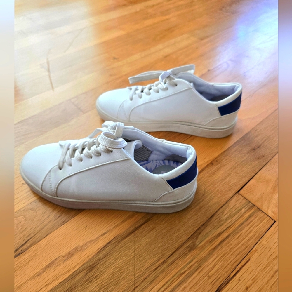 thousand fell sneakers w5.5